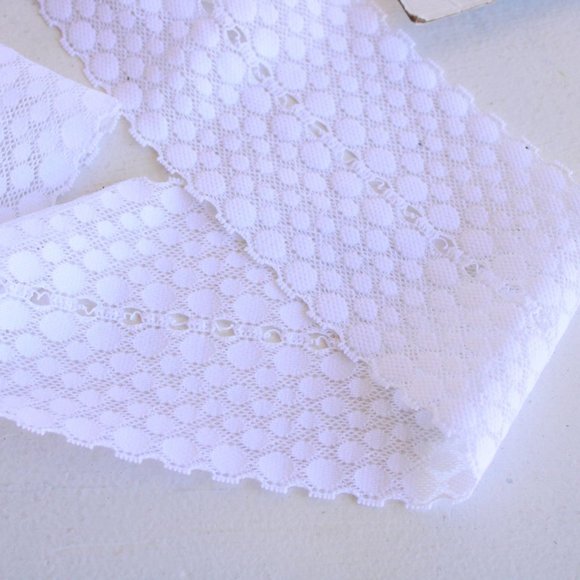Vintage 1980s 1990s Stretch Lace Trim, Raval NYC, Wide, White, 2 yards, 6.75" wd - Picture 6 of 8